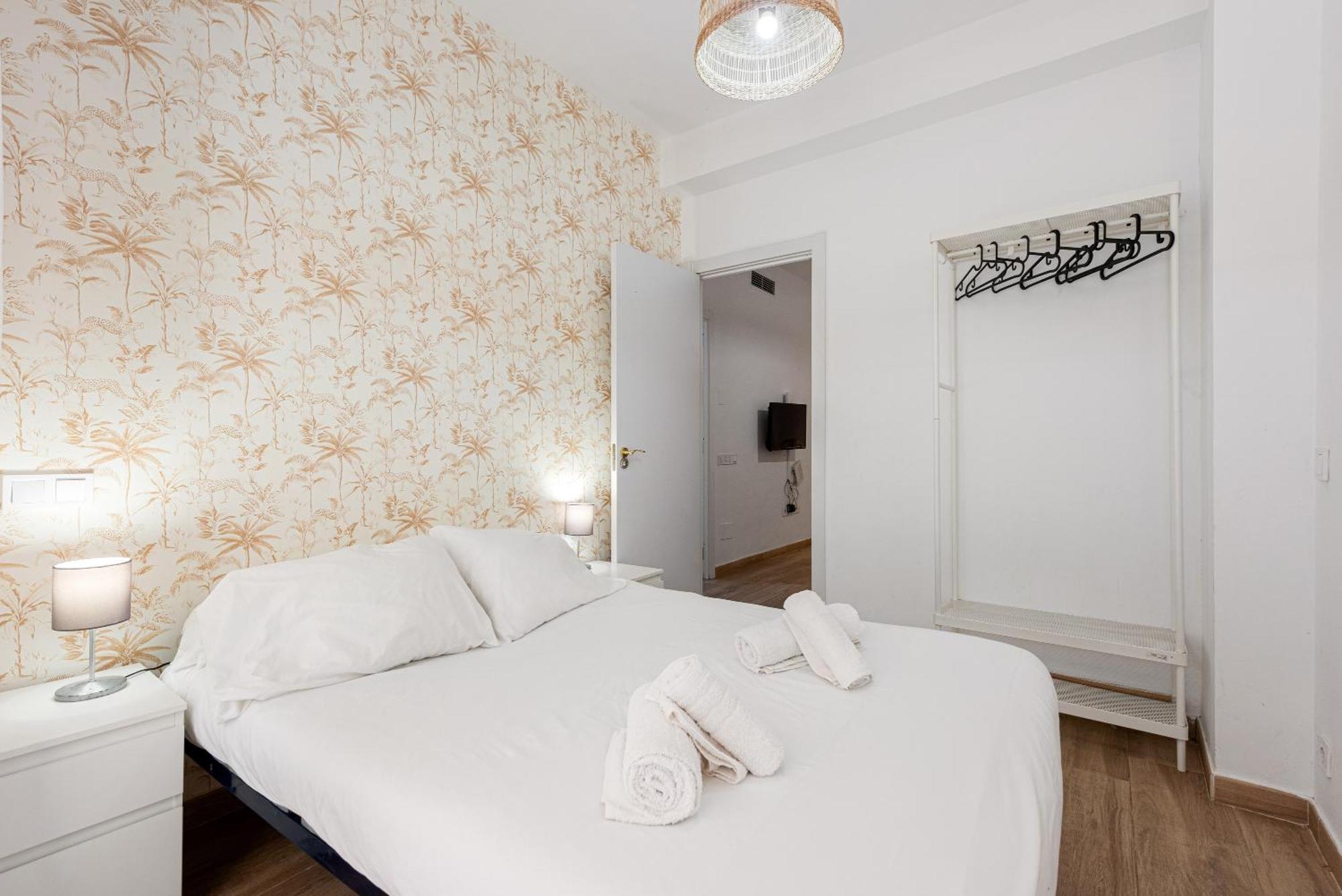 Malaga Centro Apartment ภายนอก รูปภาพ